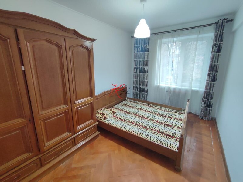 Romana vanzare apartament 2 camere
